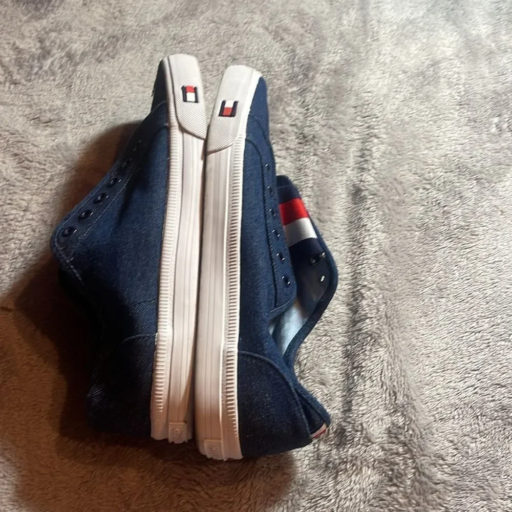 Tommy Hilfiger slip on shoes size 9M